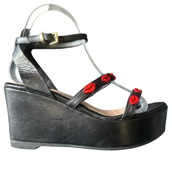 💋Chiara Ferragni Sandals💋 - Picture 3 of 14